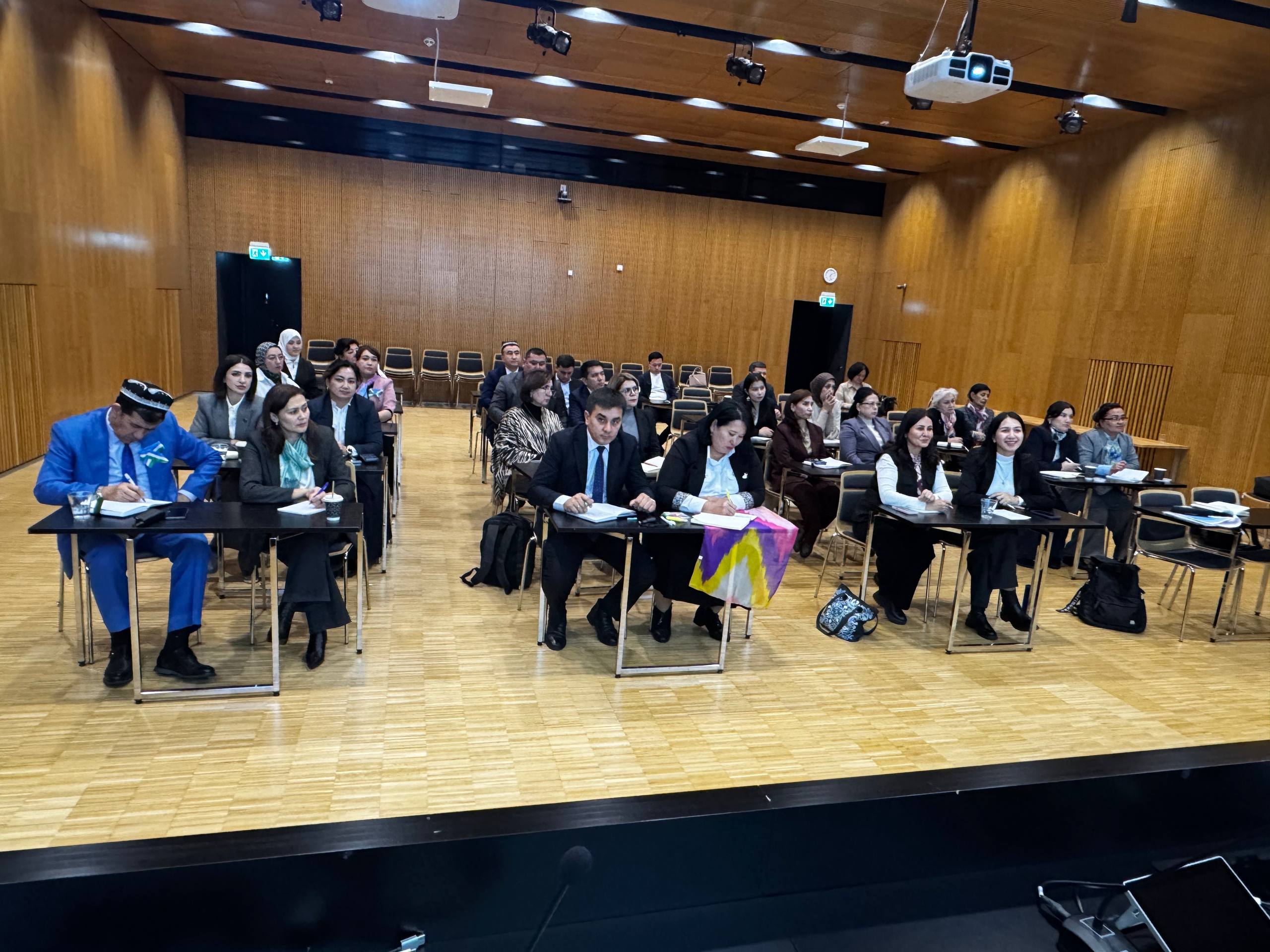 9–17 noyabr kunlari “Finnish Inspired Education System Development in Uzbekistan” loyihasi doirasida Maktabgacha va maktab ta’limi vazirligi, Finlyandiya milliy ta’lim agentligi (EDUFI) hamda Finlyandiya ta’lim sifatini baholash markazi (FINEEC) hamkorligida o‘quv seminar-treninglar tashkil etilgan bo‘lib, unda vazirlik hamda Pedagogik mahorat va xalqaro baholash ilmiy-amaliy markazi mutaxassislari ishtirok etmoqda.