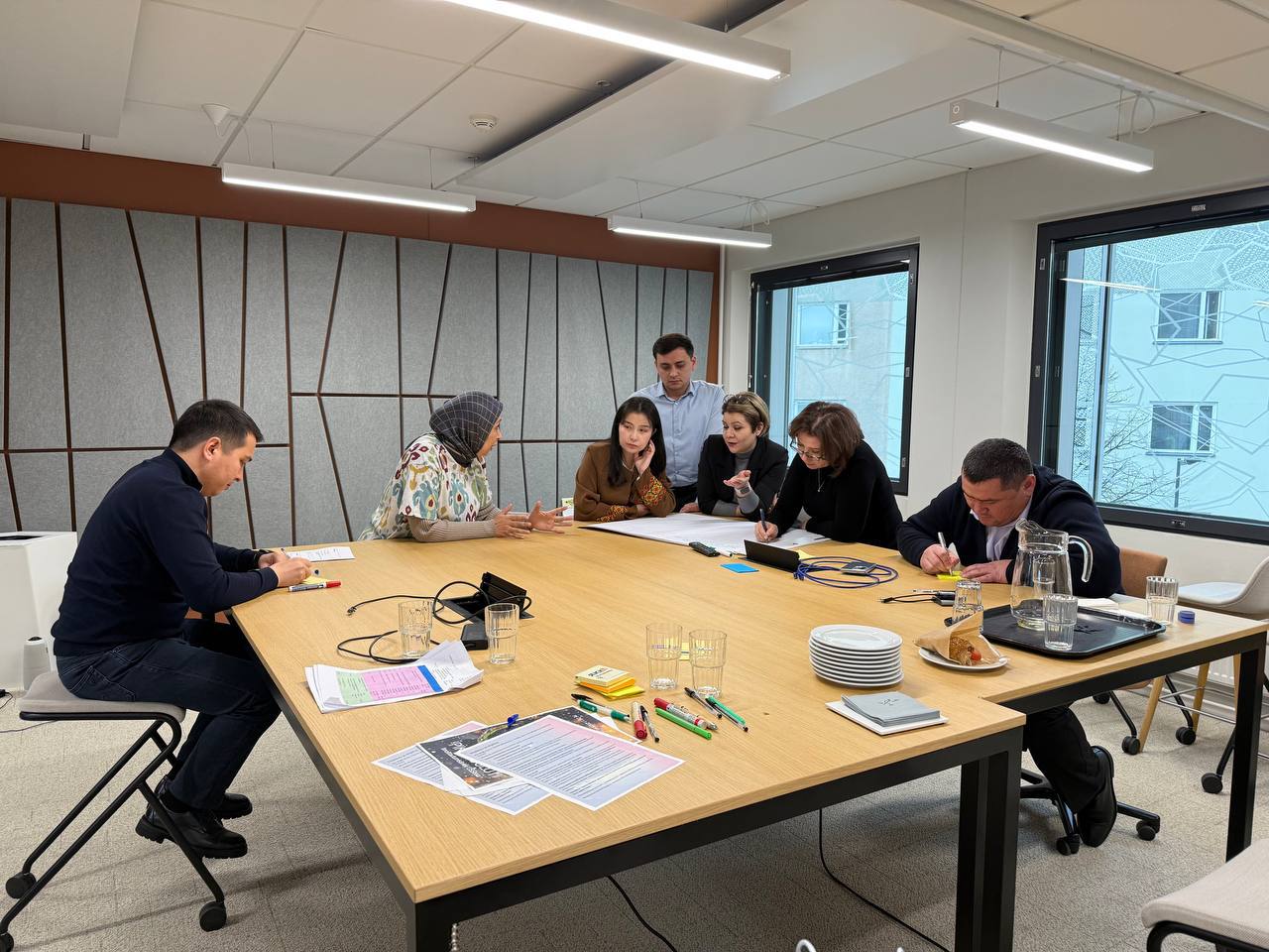 9–17 noyabr kunlari “Finnish Inspired Education System Development in Uzbekistan” loyihasi doirasida Maktabgacha va maktab ta’limi vazirligi, Finlyandiya milliy ta’lim agentligi (EDUFI) hamda Finlyandiya ta’lim sifatini baholash markazi (FINEEC) hamkorligida o‘quv seminar-treninglar tashkil etilgan bo‘lib, unda vazirlik hamda Pedagogik mahorat va xalqaro baholash ilmiy-amaliy markazi mutaxassislari ishtirok etmoqda.